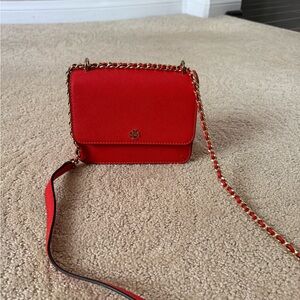 Tory Burch Scarlet Crossbody Bag with Chain Strap